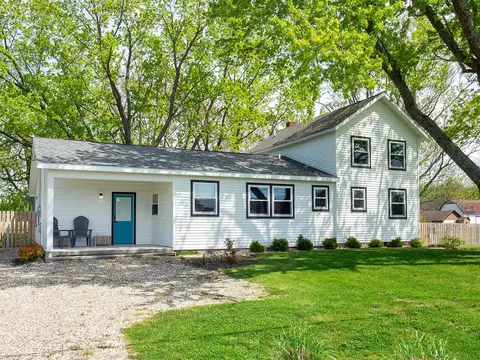 10671 California Rd, Lake, MI 49106