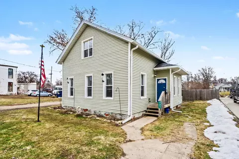 721 N 4th St, Niles, MI 49120