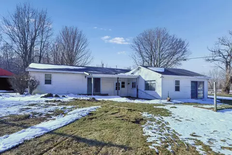 4812 Spring Creek Rd, Galien, MI 49113