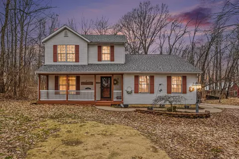 200 Mayflower Rd, Niles, MI 49107
