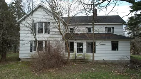 545 Biastock Rd, Bainbridge, MI 49022