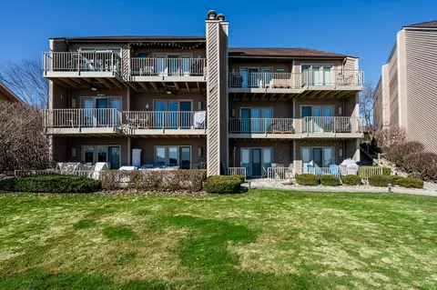 5251 Paw Paw Lake Road Unit Rd #16, Coloma, MI 49038