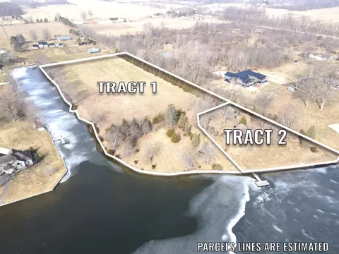 797 Middle Lake Dr, Algansee, MI 49036