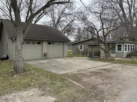 63479 W Fish Lake Rd, Sherman, MI 49091