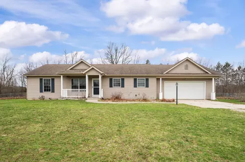 1540 Dodd Rd, Howard, MI 49120