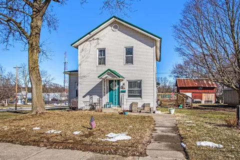 410 Main St, Buchanan, MI 49107