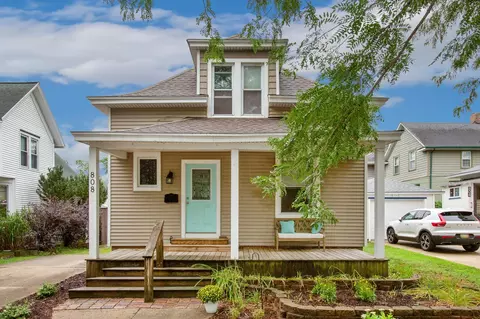 808 Wisconsin Ave, St. Joseph, MI 49085