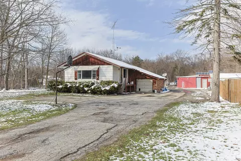 29460 M 62 W, Silver Creek, MI 49047