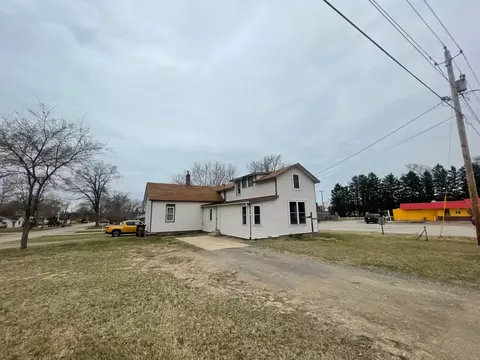 5 N Eagle St, New Buffalo, MI 49117