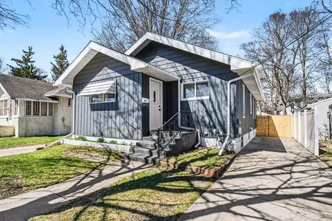 911 Hickory St, Niles, MI 49120
