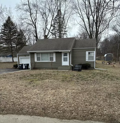 5610 Ridge Rd, Stevensville, MI 49127