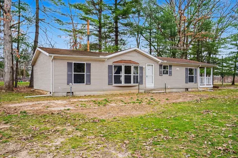 23841 Jefferson Center St, Jefferson, MI 49031