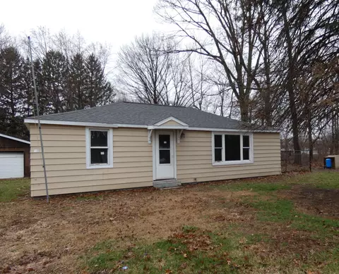 790 Blue Creek Ter, Benton, MI 49022