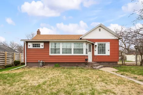 214 S 15th St, Niles, MI 49120