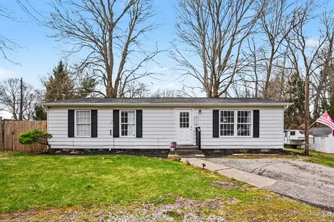 315 Mc Cumber St, Buchanan, MI 49107