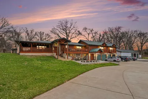 10340 Kruger Rd, New Buffalo, MI 49129