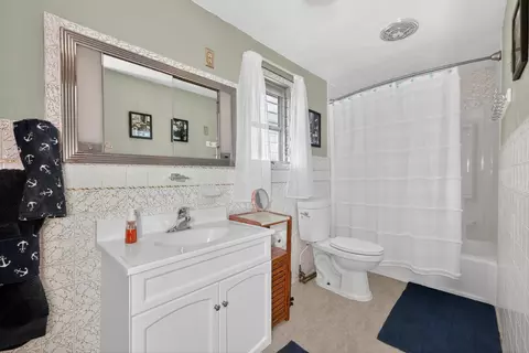 Bath - 68258 Cassopolis Rd, Mason, MI 49031 photo 1 of 1