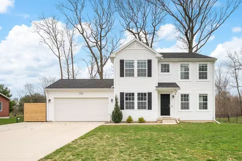 1134 Sonoma Ct, Baroda, MI 49101