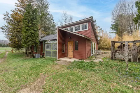 3017 Old Allegan Rd, Manlius, MI 49408