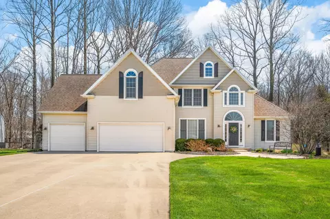 2755 Southfork Dr, Lincoln, MI 49127