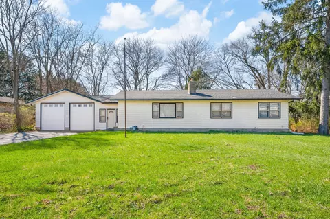1890 Union Ave, Benton, MI 49022