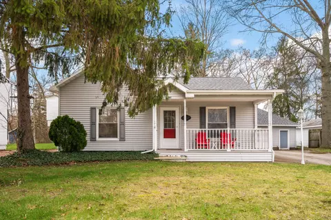 3728 Lake St, Bridgman, MI 49106