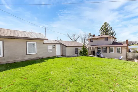 70649 Sunset Blvd, Porter, MI 49130