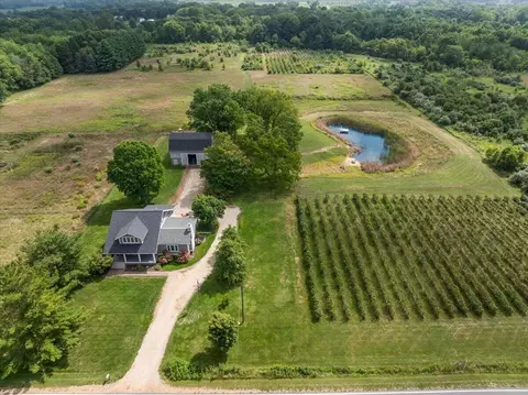 8351 Jericho Rd, Lake, MI 49106