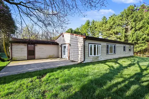 21583 Calvin Hill St, Calvin, MI 49031