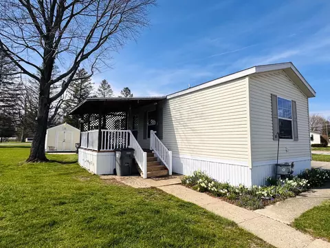 6905 Garver Lake Road Unit Rd #2, Edwardsburg, MI 49112