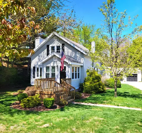 8605 E Modifier W, Chikaming, MI 49116