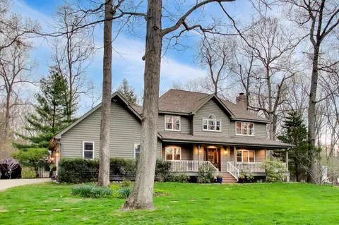 50204 Hicks Ave, Grand Beach, MI 49117