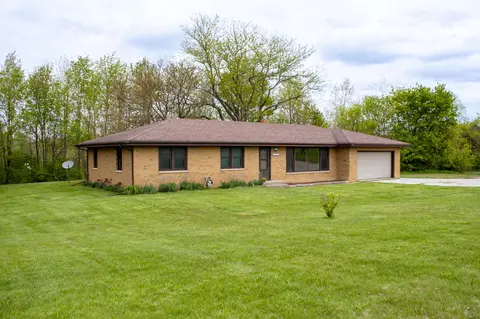 6783 Red Arrow Hwy, Coloma, MI 49038