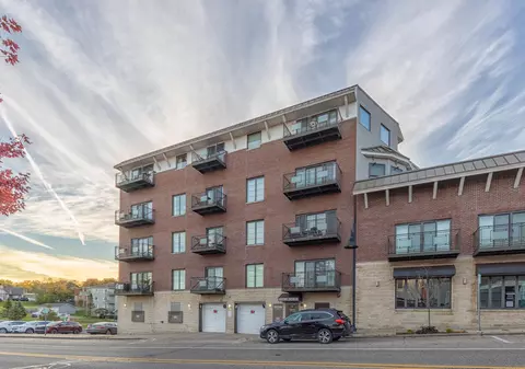 516 Williams St UNIT SOUTH, South Haven, MI 49090