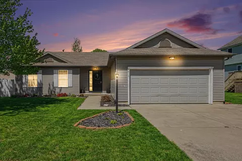 4615 Hidden Creek Ln, Bridgman, MI 49106