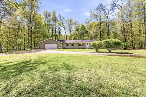 26671 M 60, Jefferson, MI 49031