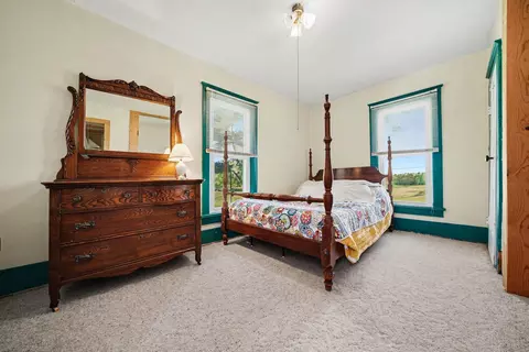 Bedroom - 4270 Chamberlain Rd, Bertrand, MI 49107 photo 2 of 4