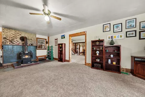 Living - 4270 Chamberlain Rd, Bertrand, MI 49107 photo 2 of 3