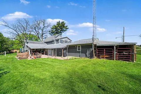 Exterior - 4270 Chamberlain Rd, Bertrand, MI 49107 photo 5 of 7