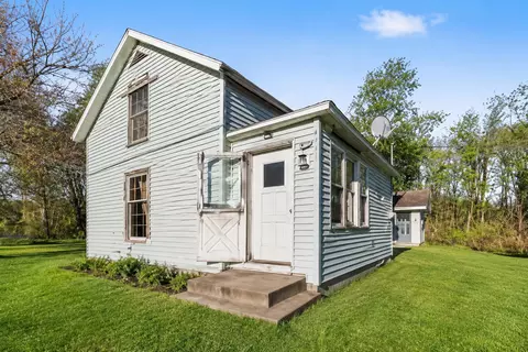 32458 County Road 665, Waverly, MI 49079