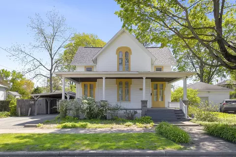 215 N 7th St, Niles, MI 49120
