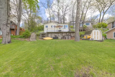 Exterior - 58484 E Clear Lake Rd, Fabius, MI 49093 photo 2 of 8