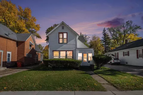 955 Colfax Ave, Benton Harbor, MI 49022