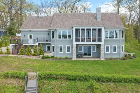 58604 E Clear Lake Rd, Fabius, MI 49093