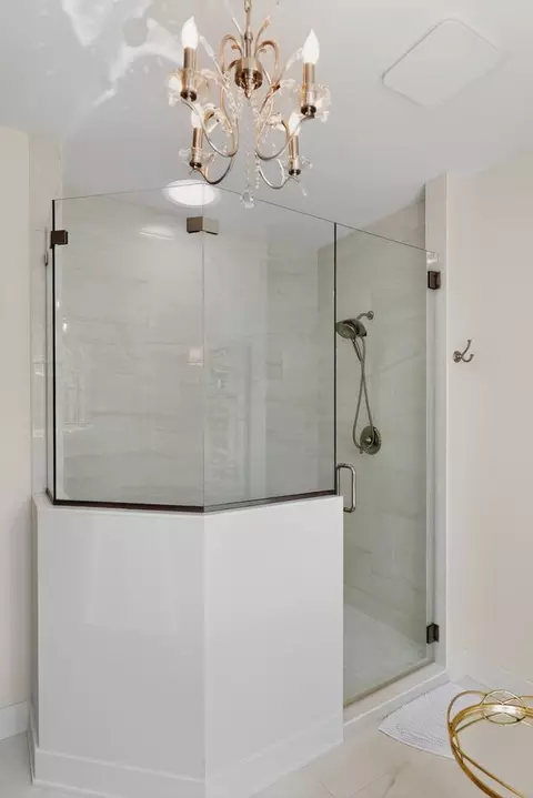 Bath - 58604 E Clear Lake Rd, Fabius, MI 49093 photo 2 of 5