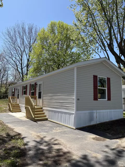 1565 M-63 Unit #49, Benton, MI 49022
