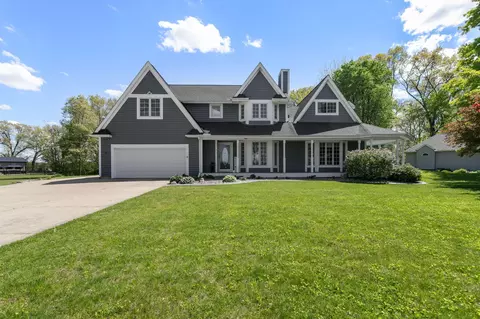 23099 S Shore Dr, Ontwa, MI 49112