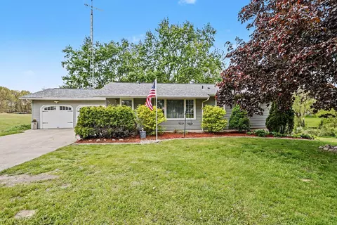3710 Boyer Rd, Coloma, MI 49038