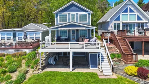 66937 Lakeshore Dr, Keeler, MI 49047