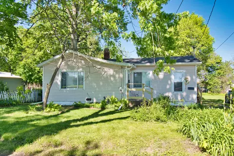 652 N 7th St, Niles, MI 49120